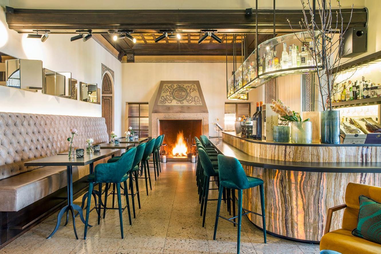 L'Albereta Relais & Chateaux Ербуско Екстериор снимка